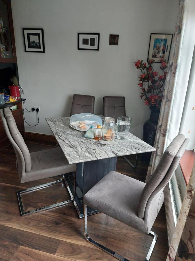 Hillside Haven 2 Appartement Tipperary Buitenkant foto